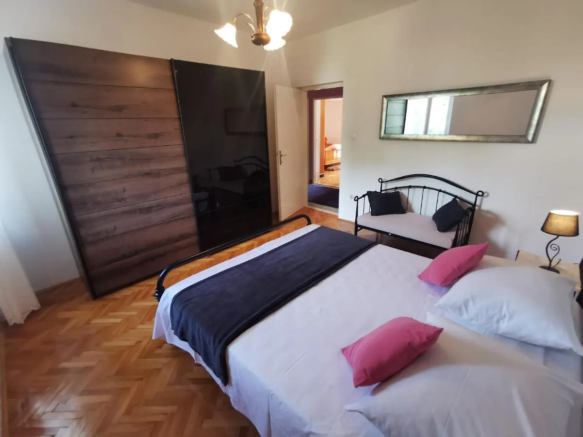 Apartment Karlo Trogir Croatia