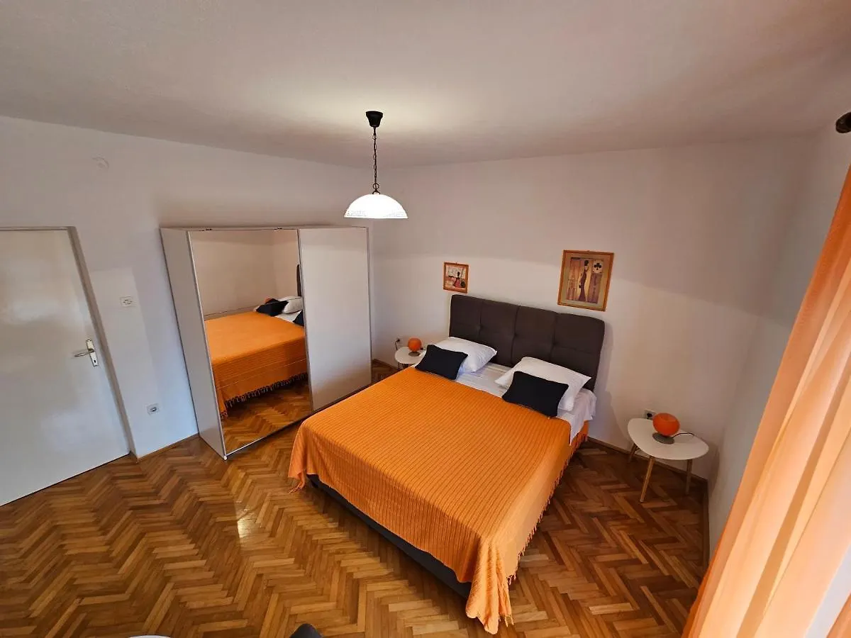 Apartment Karlo Trogir